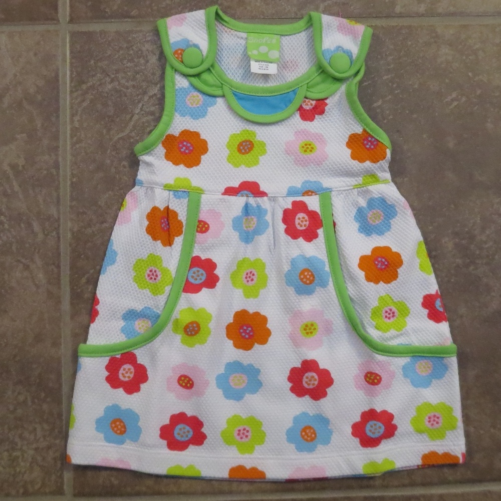 Girls dress
